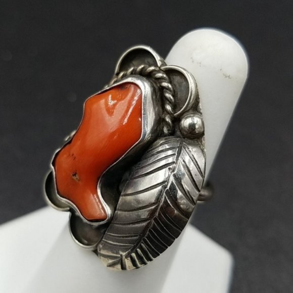 Vintage Navajo Sterling Branch Coral Ring - Picture 2 of 6